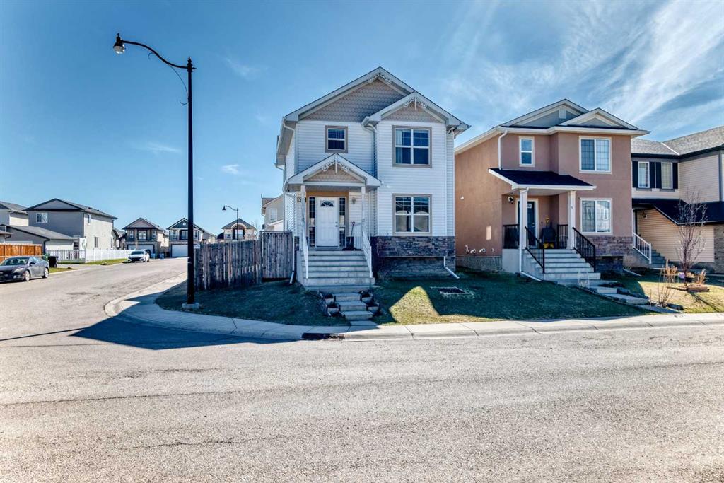 Picture for 52 TARALAKE Street NE