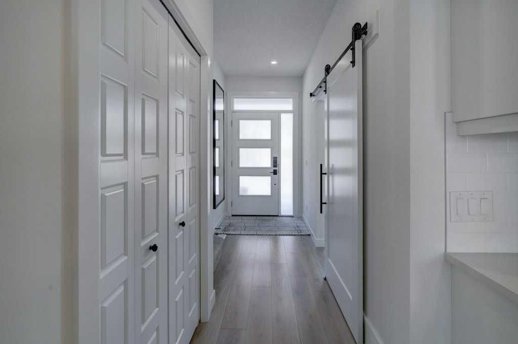 Picture for 1005 Chinook Gate Heath SW