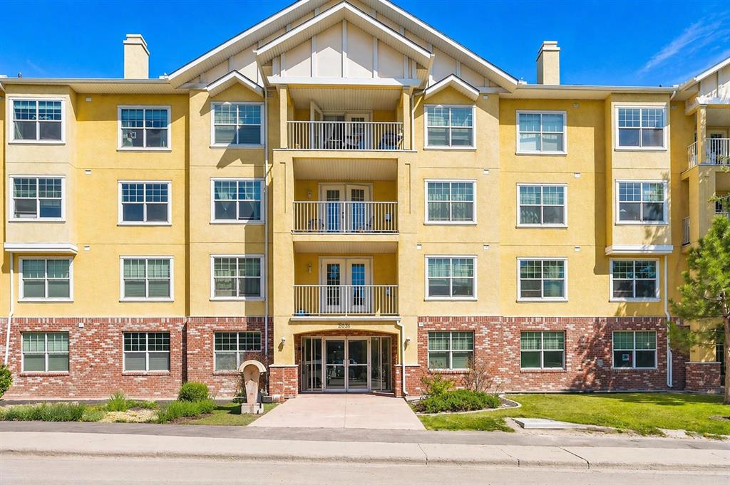 Picture for 208, 2212 34 Avenue SW