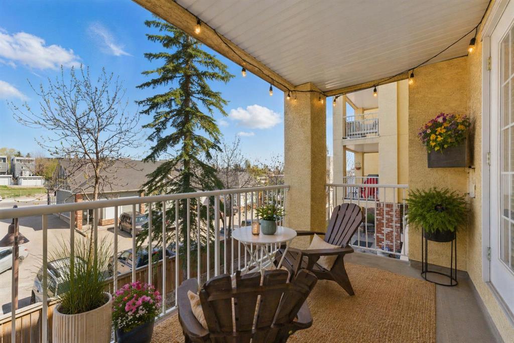 Picture for 208, 2212 34 Avenue SW