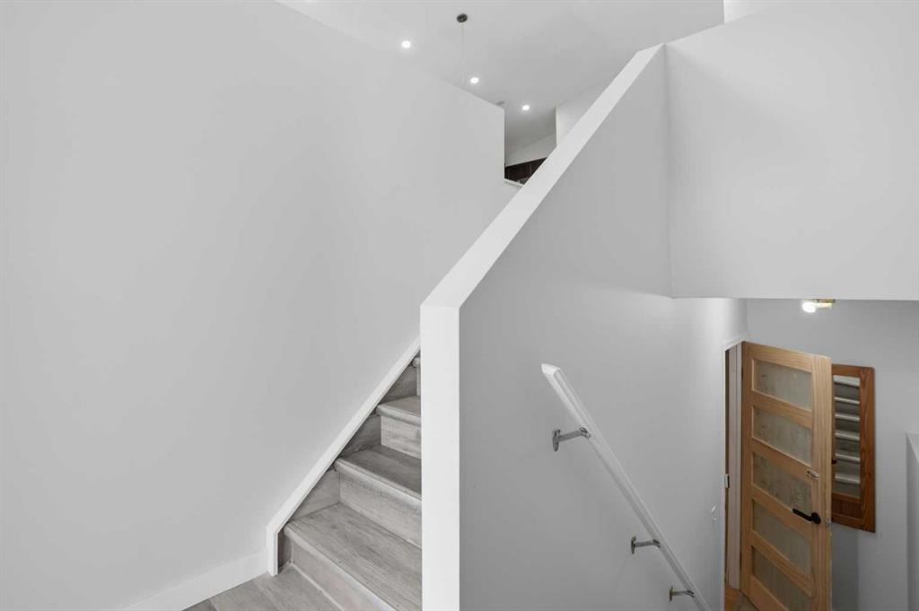 Picture for 246 Martinvalley Mews NE