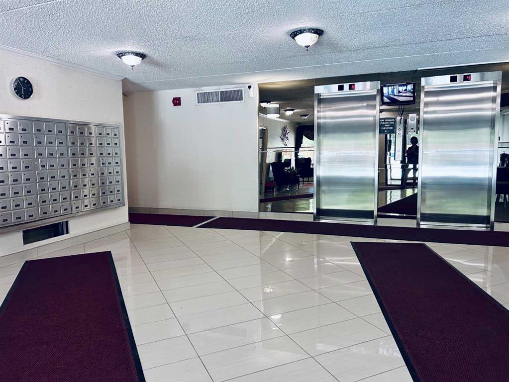 Picture for 806, 5204 Dalton Drive NW