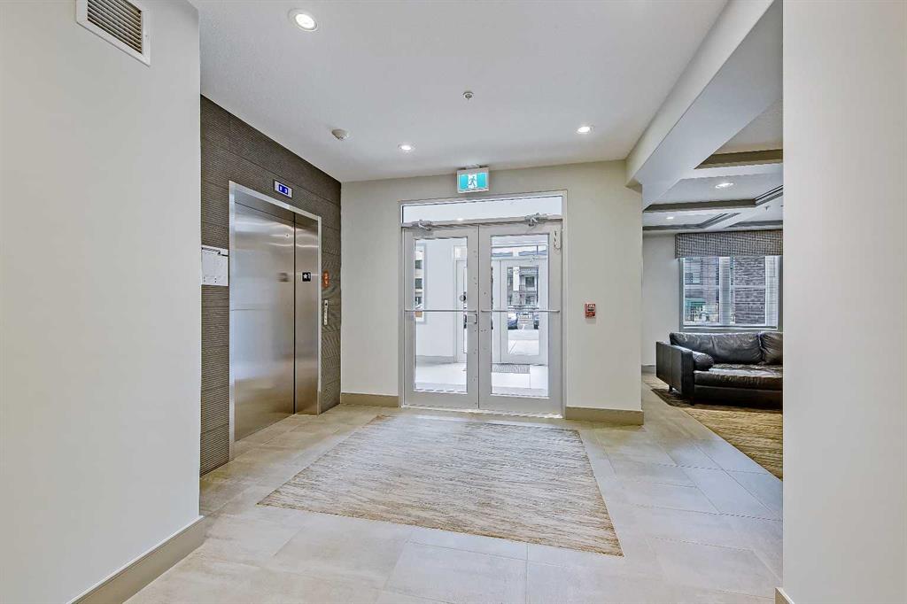 Picture for 1207, 80 Greenbriar Place NW