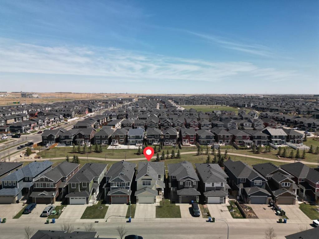 Picture for 30 Redstone Parade NE
