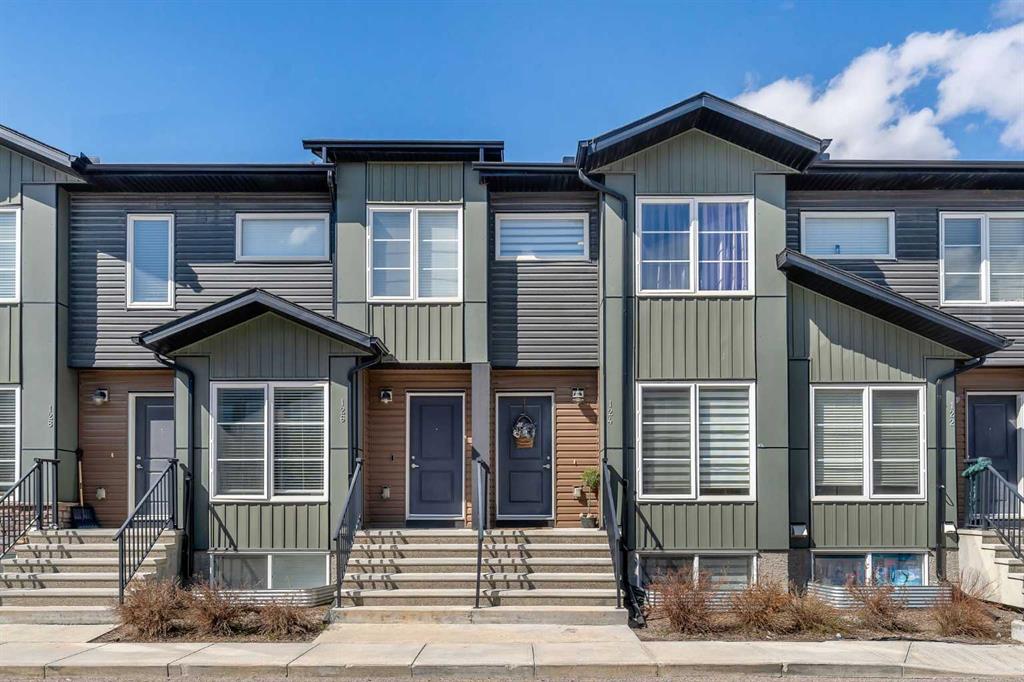 Picture for 124, 31 Red Embers Parade NE