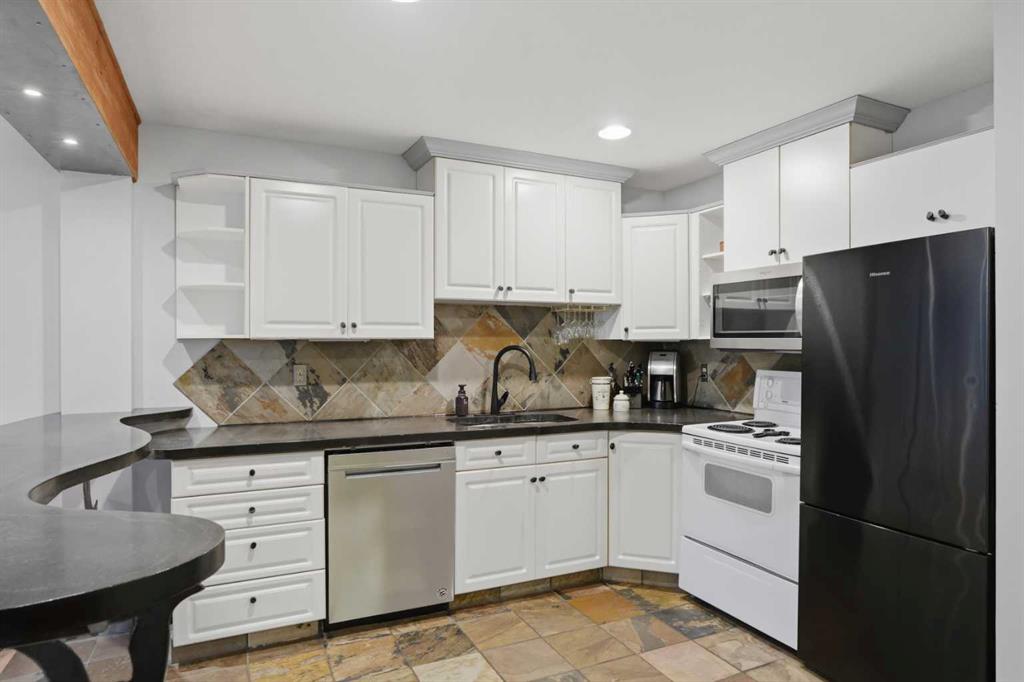 Picture for 1, 1821 17A Street SW