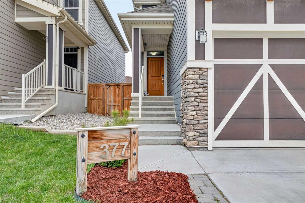 Picture for 377 Masters Avenue SE