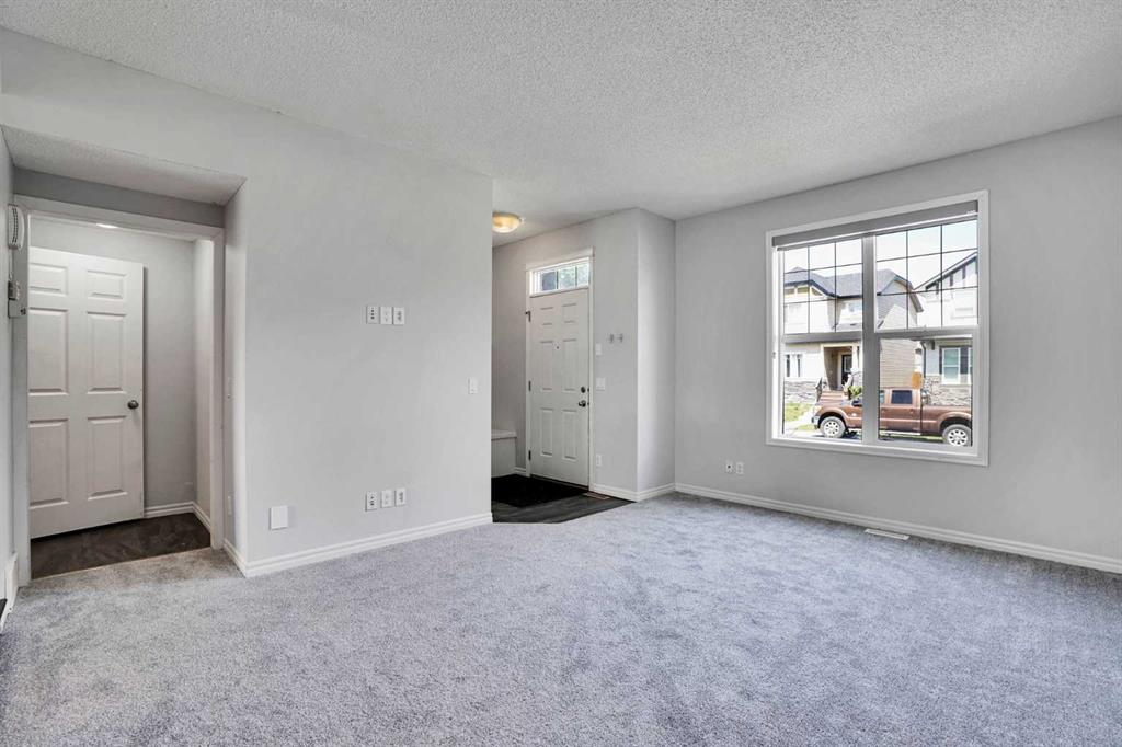 Picture for 173 Skyview Springs Crescent NE