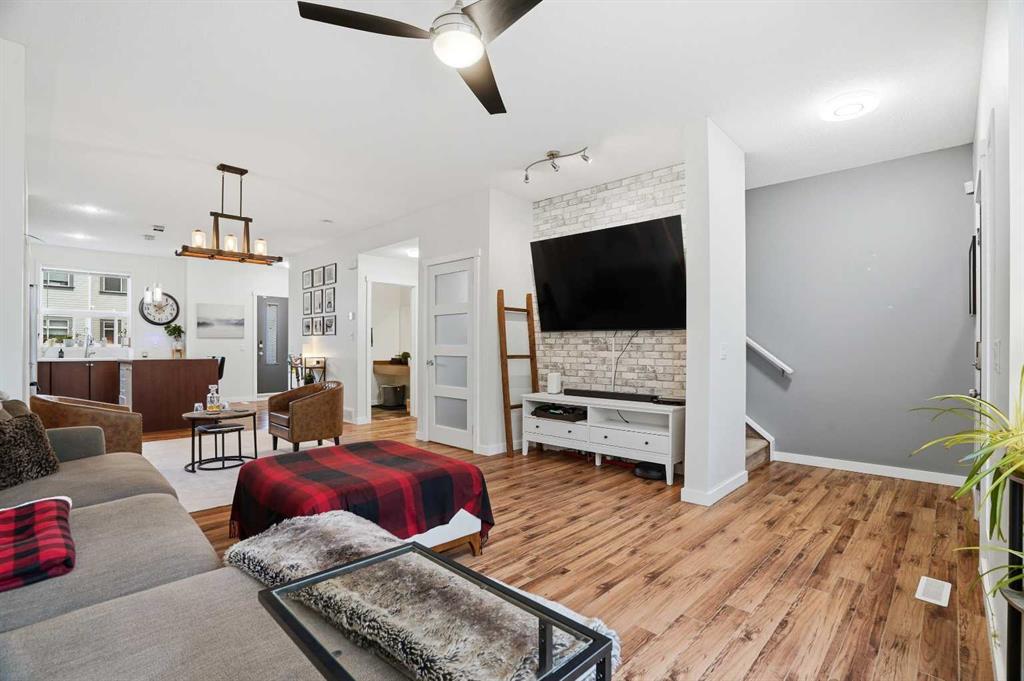 Picture for 65 Copperstone Cove SE