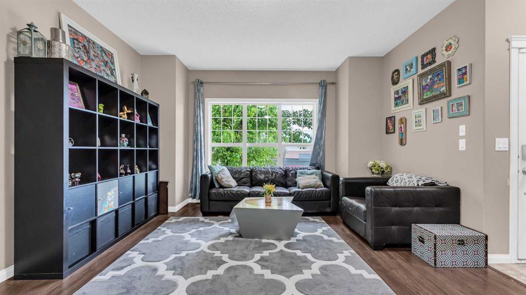 Picture for 187 Cranford Close SE