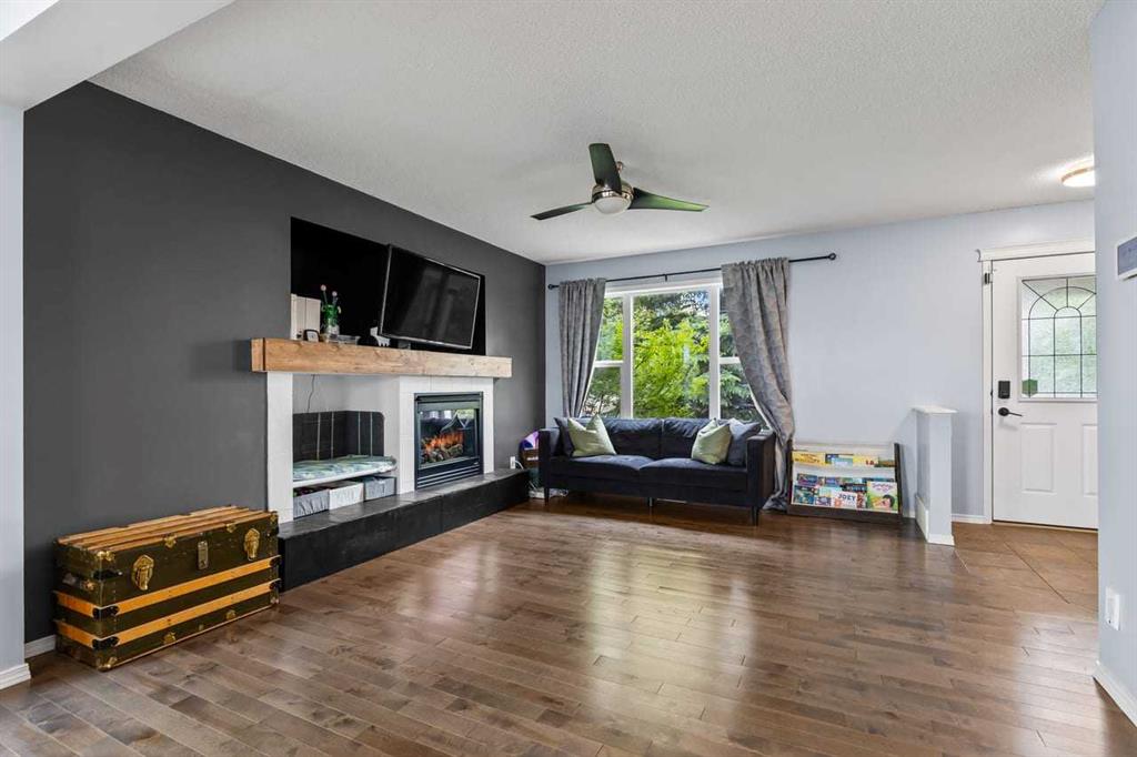 Picture for 103 Copperfield Heights SE