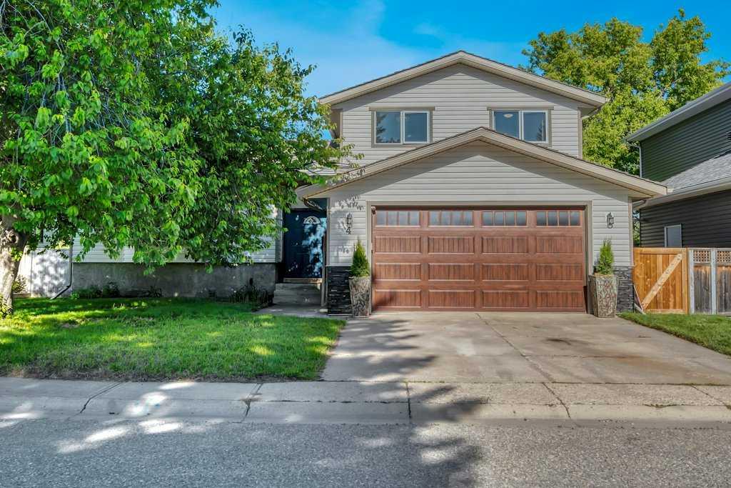 Picture for 4 Maplewood Estates 