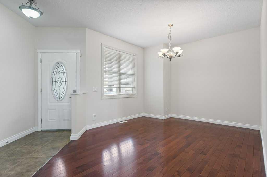Picture for 1724 High Park Boulevard NW