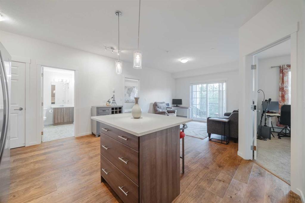 Picture for 1216, 215 Legacy Boulevard SE