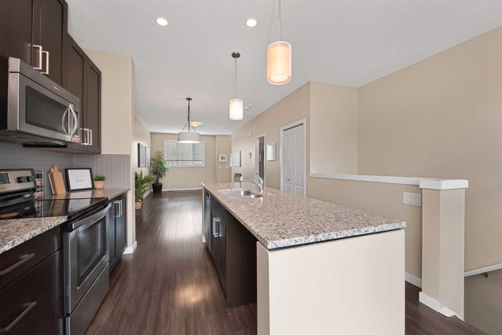 Picture for 82 Copperstone Common SE