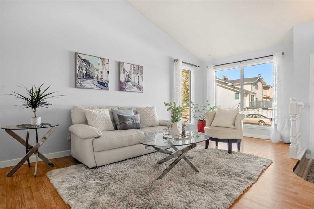 Picture for 136 Sanderling Close NW