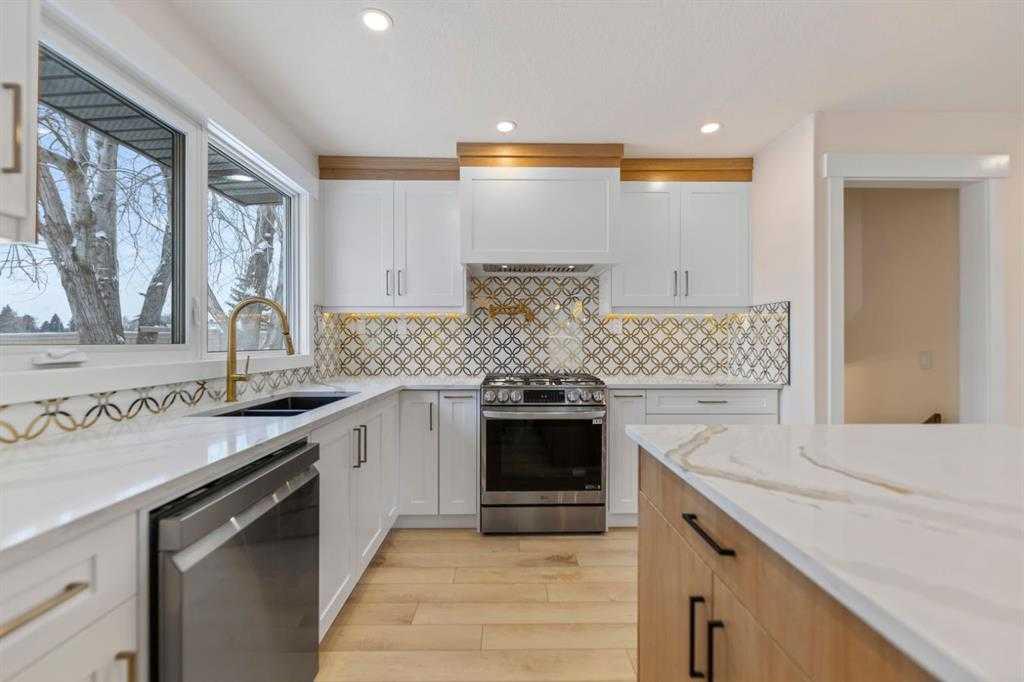Picture for 619 Arlington Drive SE https://www.cirrealty.ca/reb/creb/58/A2266658_8.jpg