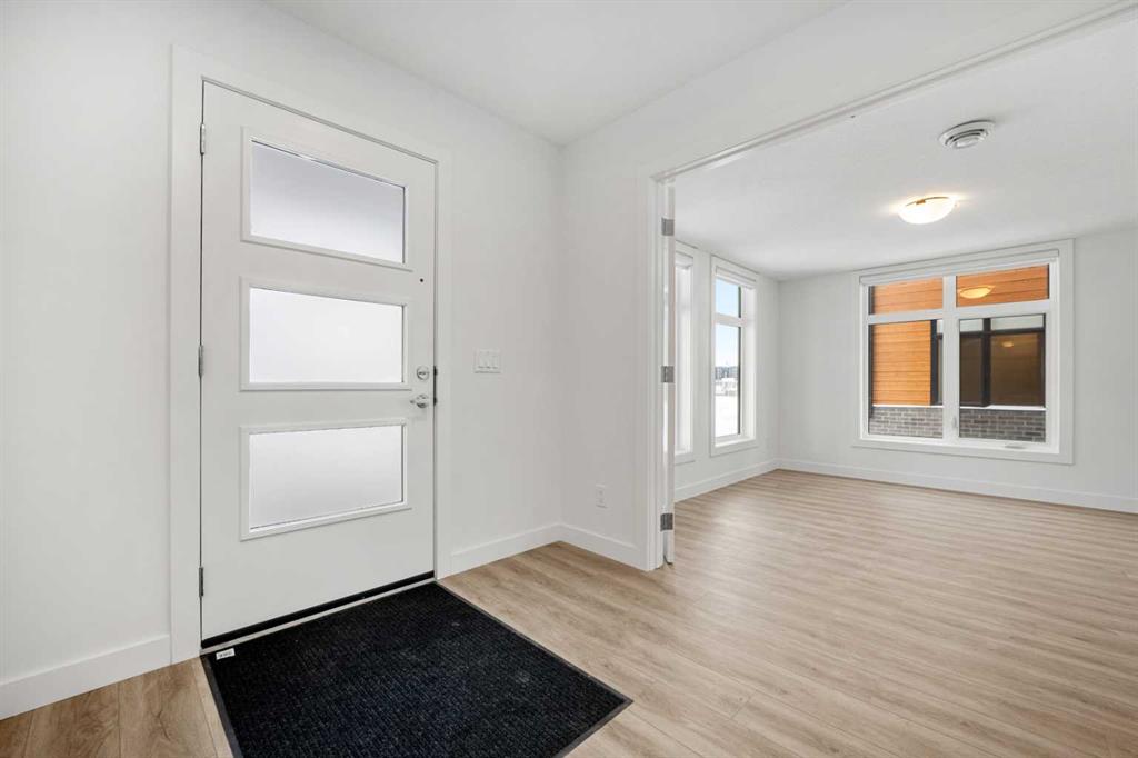 Picture for 8323 8 Avenue SW