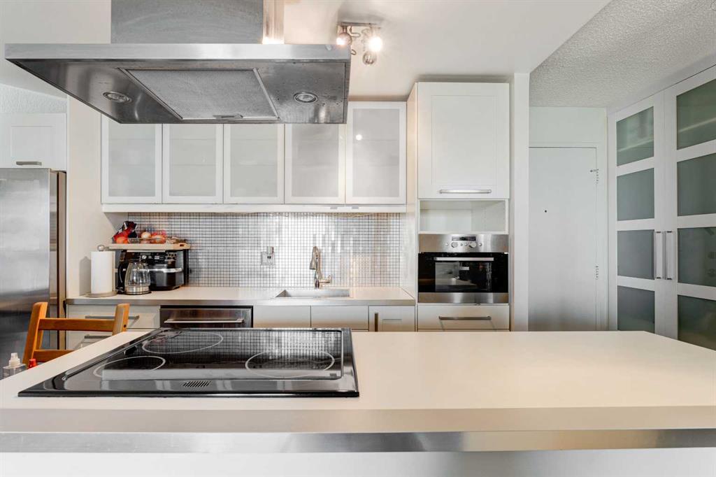 Picture for 701, 1213 13 Avenue SW