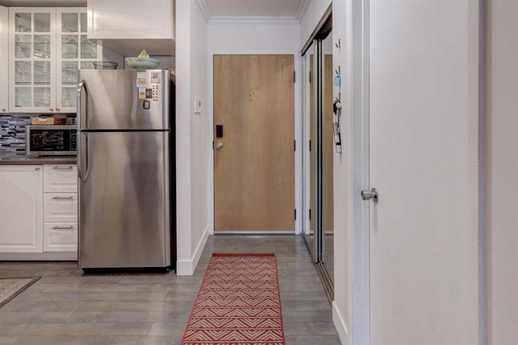 Picture for 101, 1821 17A Street SW