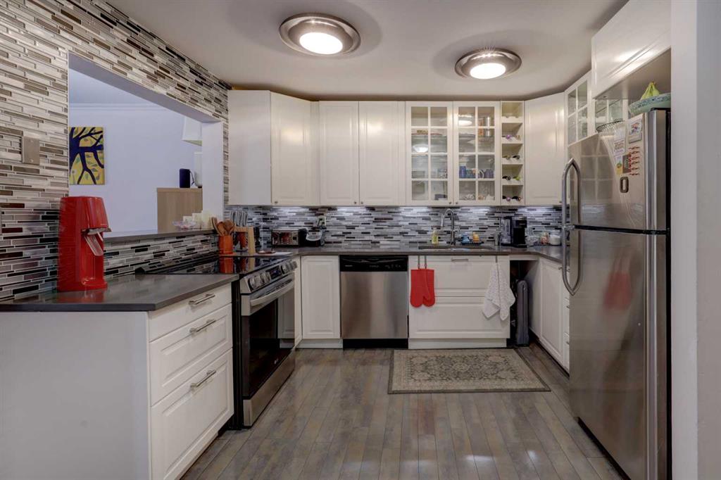 Picture for 101, 1821 17A Street SW