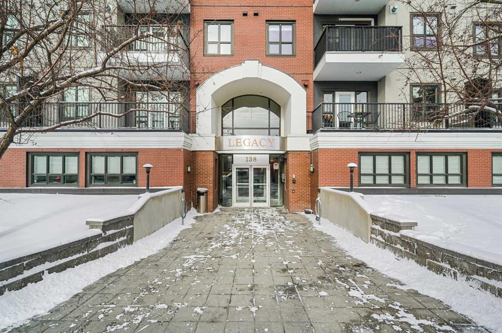 Picture for 104, 138 18 Avenue SE