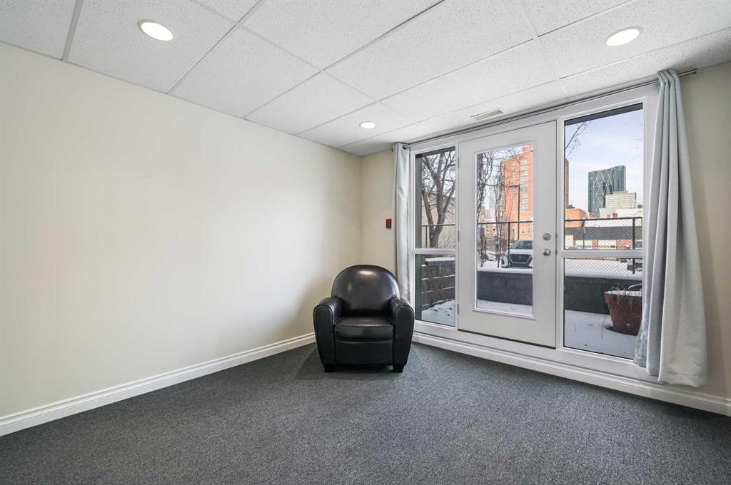 Picture for 104, 138 18 Avenue SE