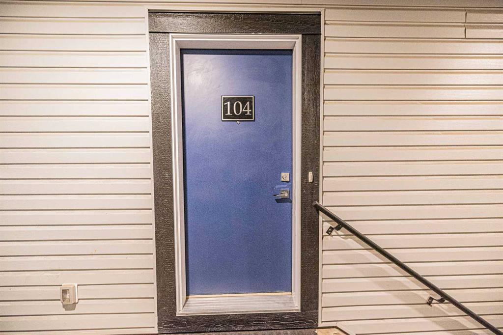 Picture for 104, 10060 46 Street NE