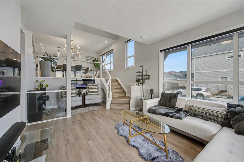 Picture for 1882 Rangeview Drive SE