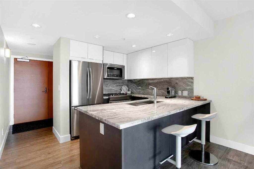 Picture for 805, 519 Riverfront Avenue SE