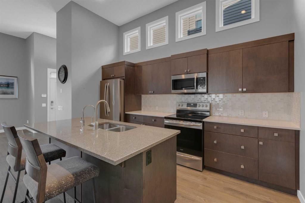 Picture for 25 Drake Landing Boulevard 