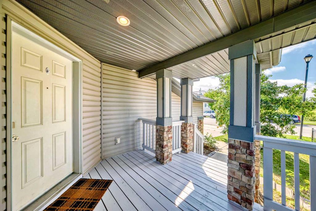 Picture for 325 West Lakeview Drive 