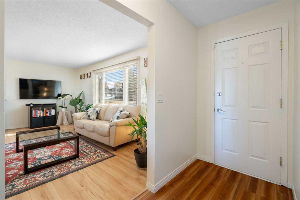 Picture for 308 Hunterbrook Place NW