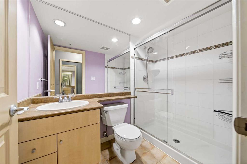 Picture for 301, 650 10 Street SW