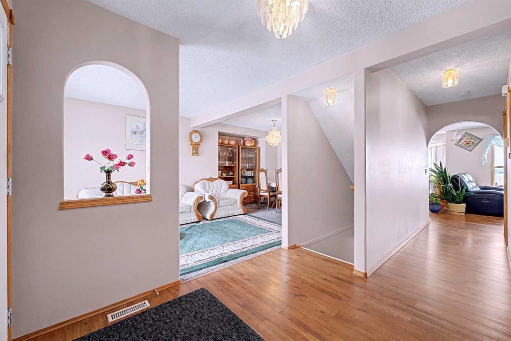 Picture for 433 Coral Springs Place NE