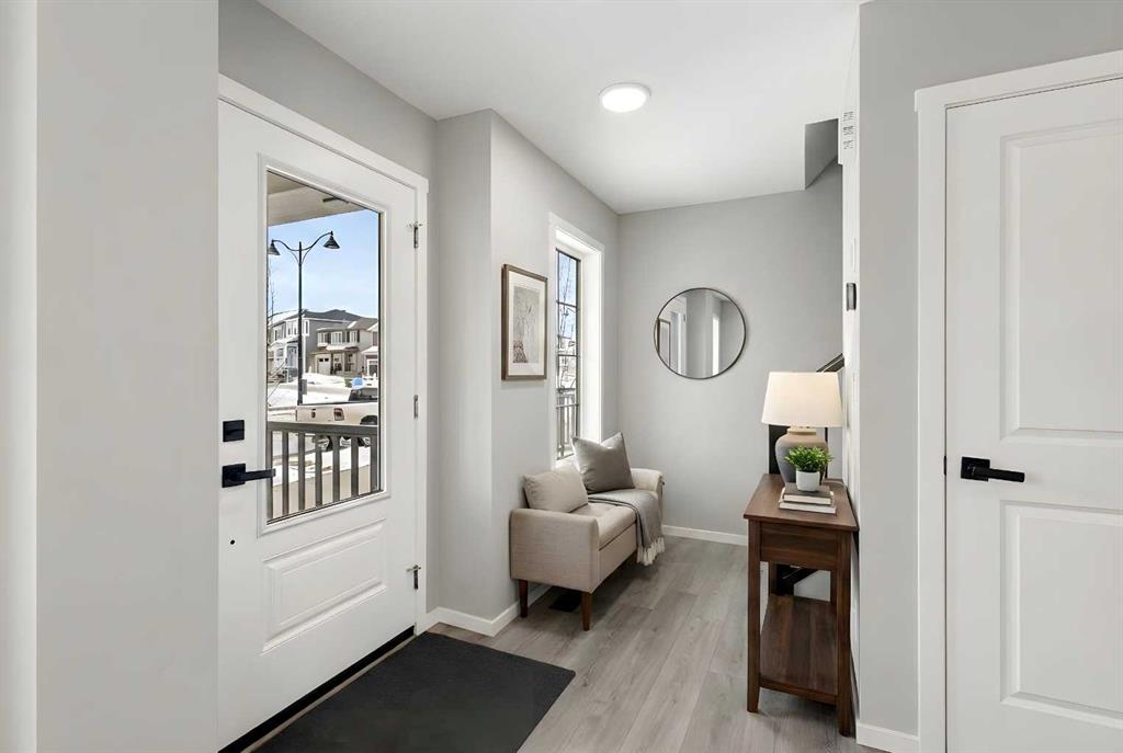 Picture for 225 Yorkville Boulevard SW