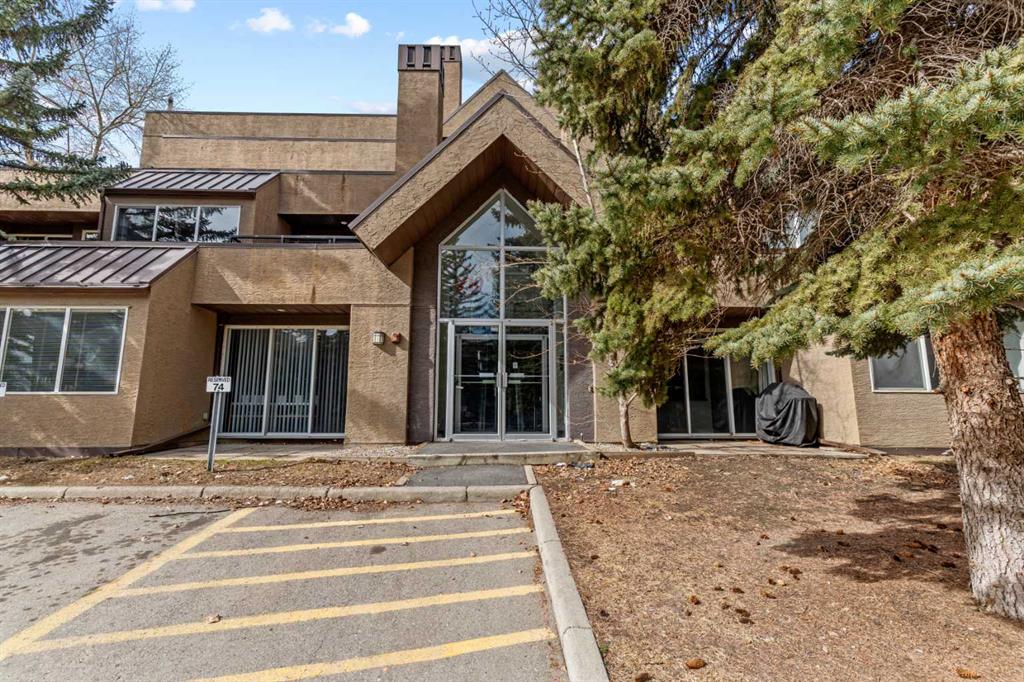 Picture for 2, 219 Village Terrace SW