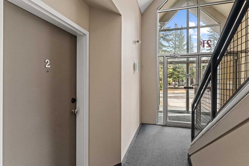 Picture for 2, 219 Village Terrace SW