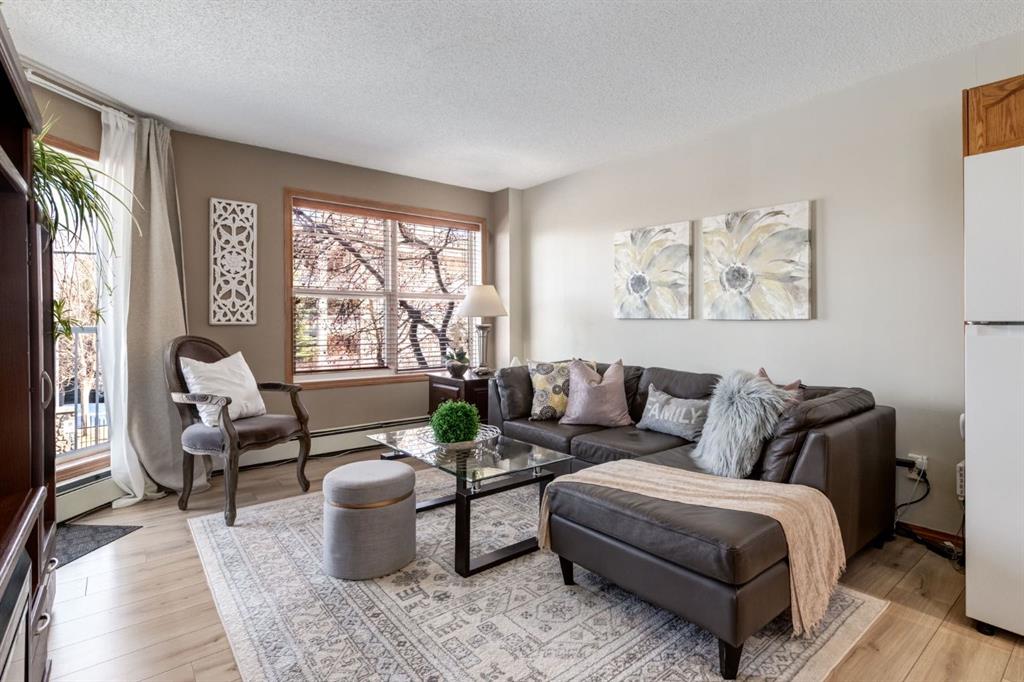 Picture for 101, 11 Somervale View SW