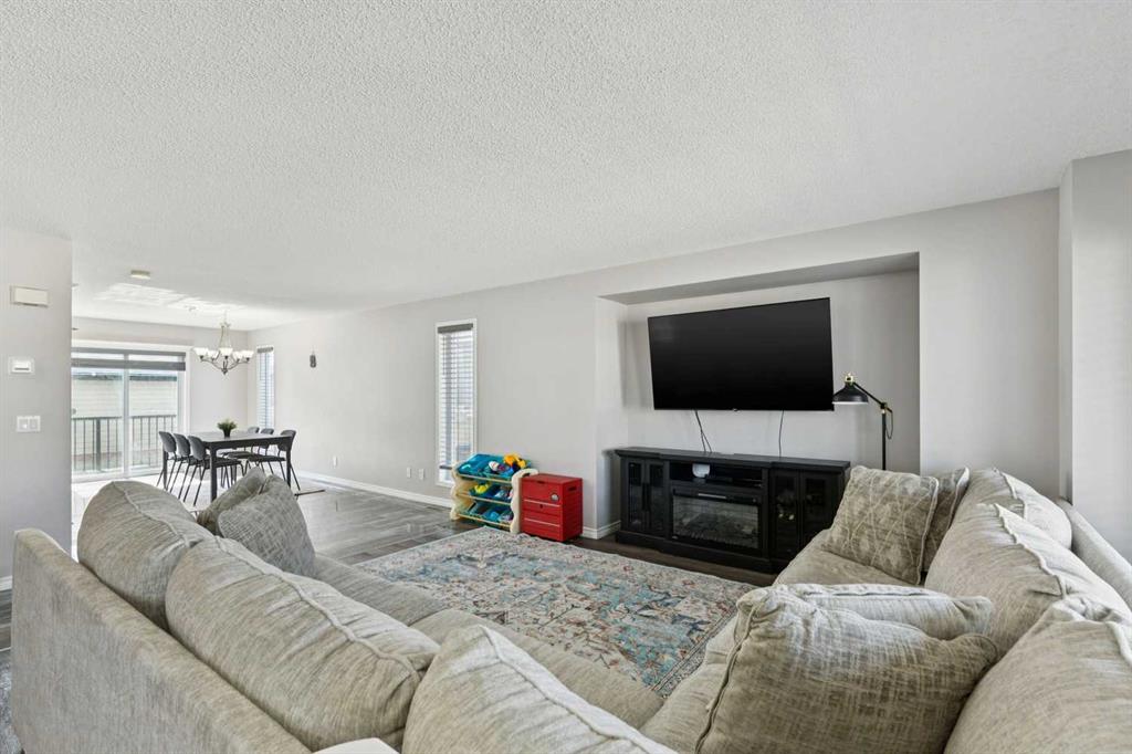 Picture for 178 Evansmeade Common NW