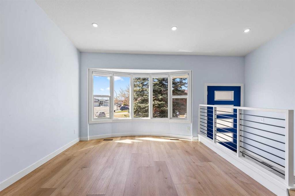 Picture for 55 Whitehaven Crescent NE