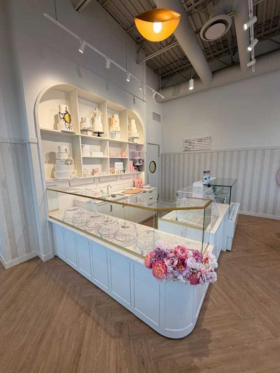 Picture for 1234 NEAR COUNTRY HILLS NE  