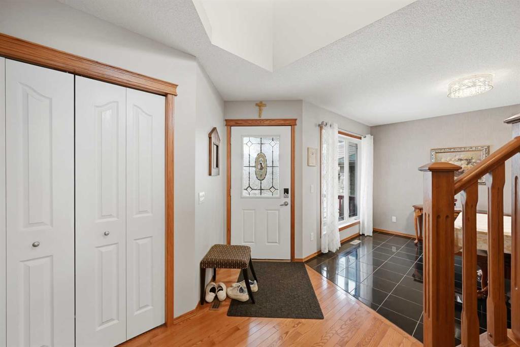 Picture for 127 Kincora Heights NW