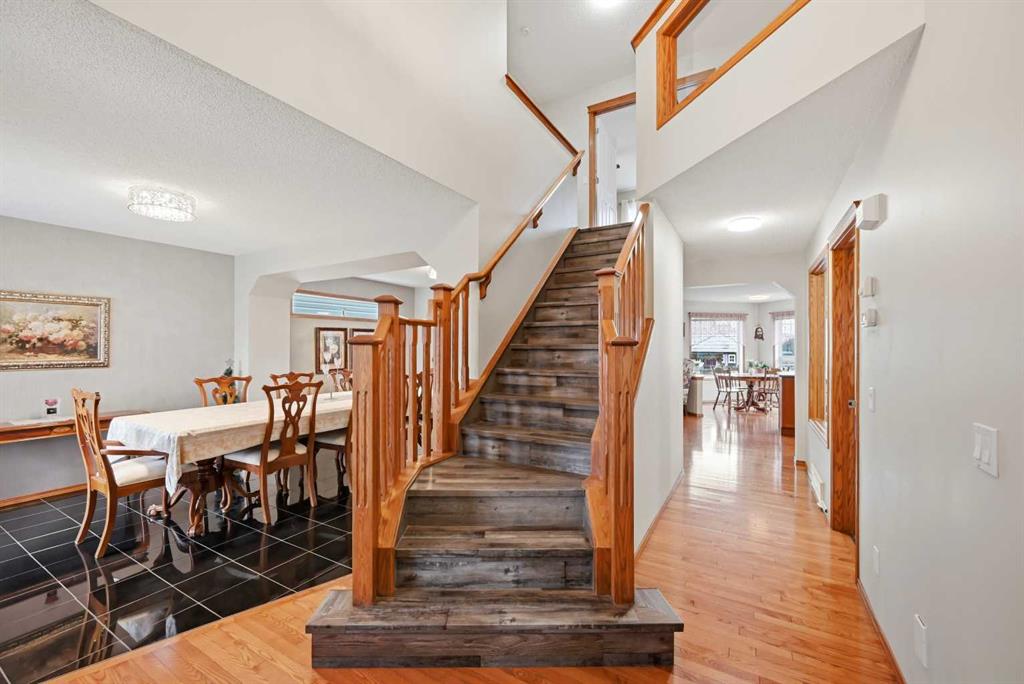 Picture for 127 Kincora Heights NW