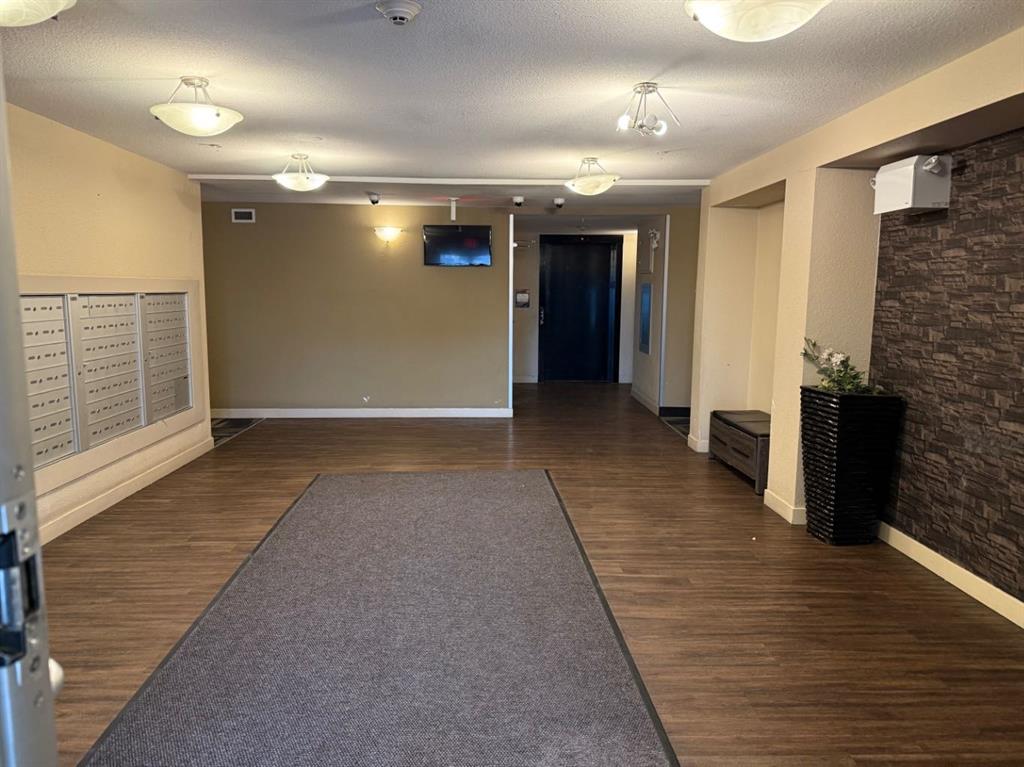 Picture for 202, 7210 80 Avenue NE