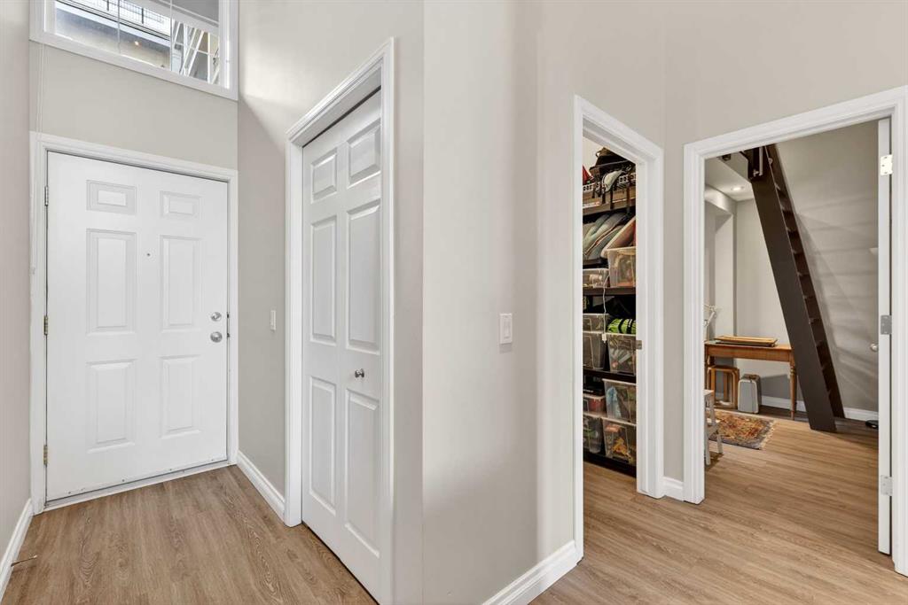 Picture for 105, 527 15 Avenue SW