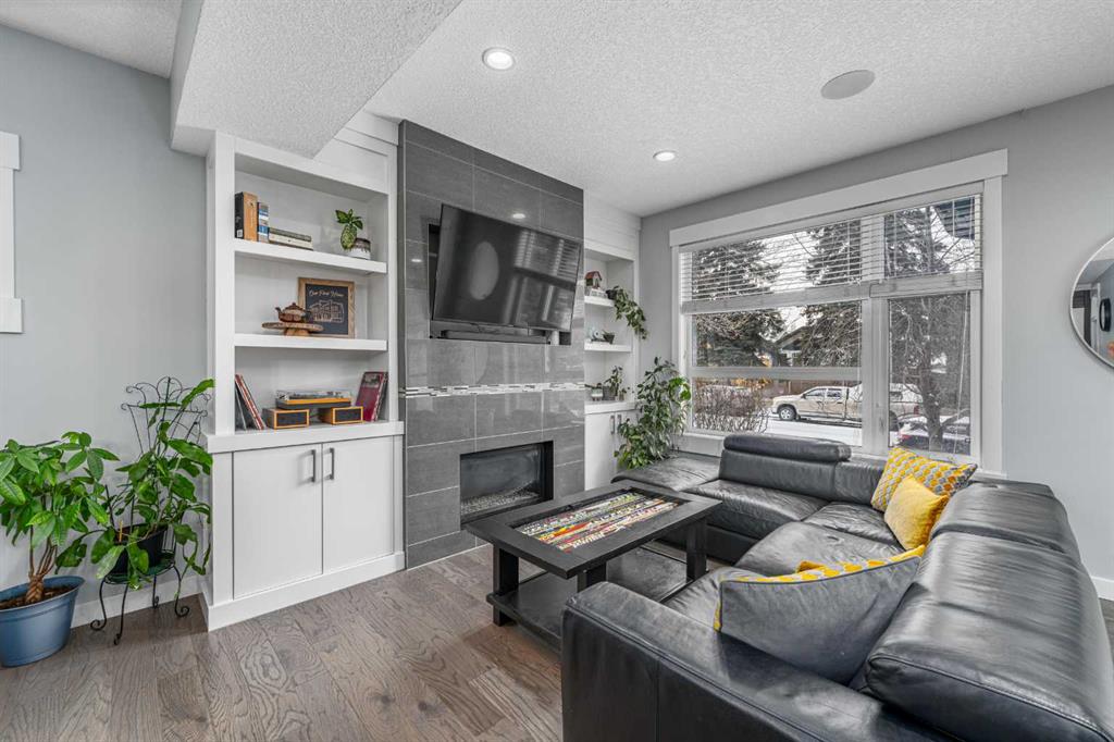 Picture for 1, 2432 24A Street SW