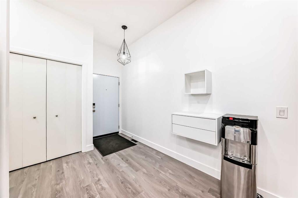 Picture for 303, 1212 13 Street SE