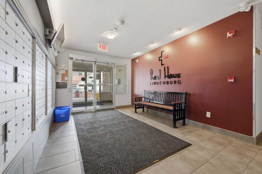 Picture for 322, 60 Royal Oak Plaza NW