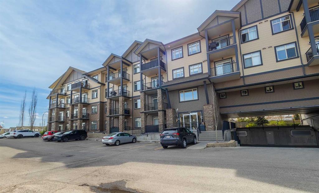 Picture for 403, 117 Copperpond Common SE